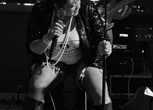 Keeshea Pratt in black and white
